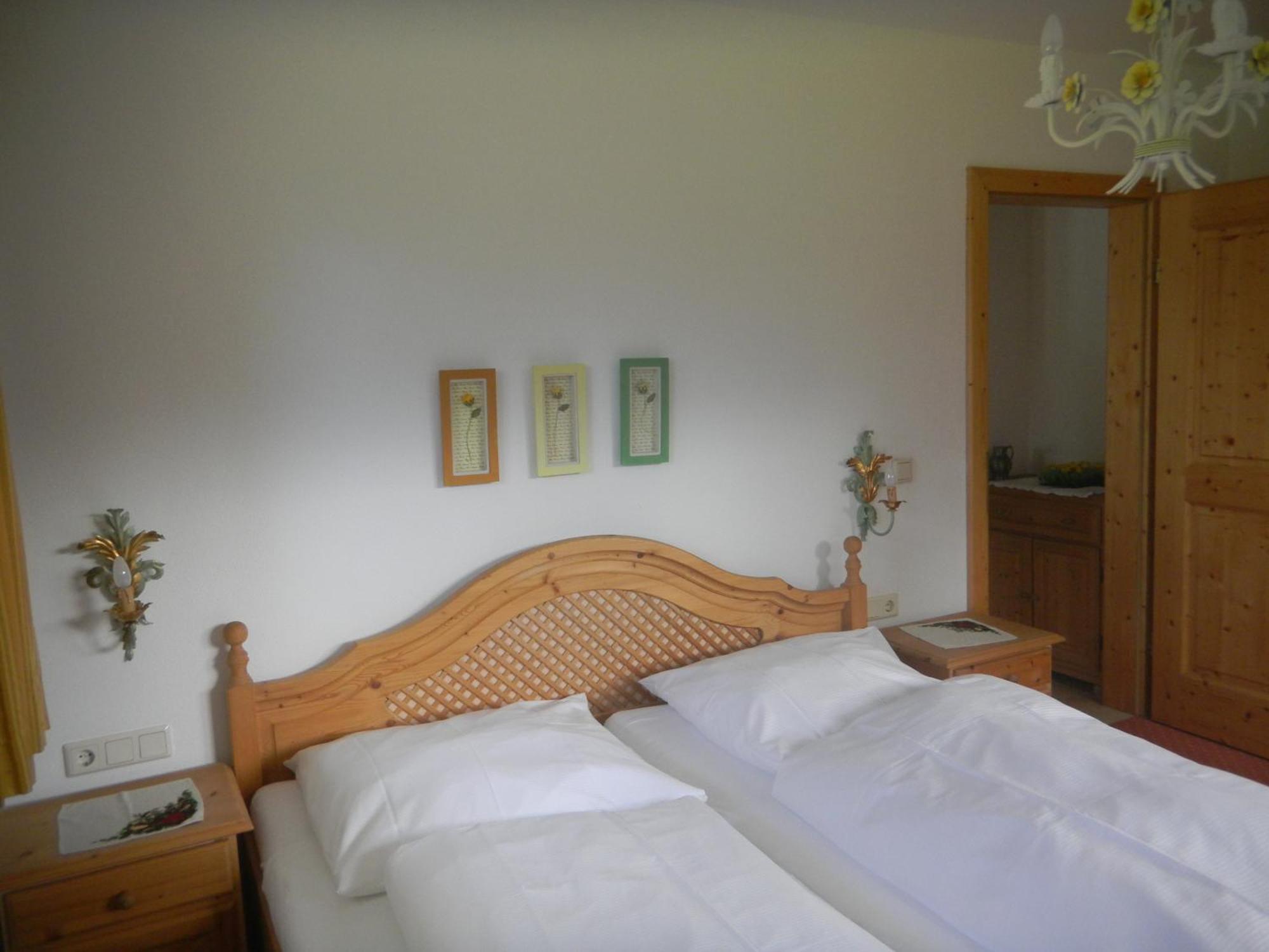 Landhaus Charlotte Am Geigenbuehel -Apartments Зеефельд в Тироле Экстерьер фото