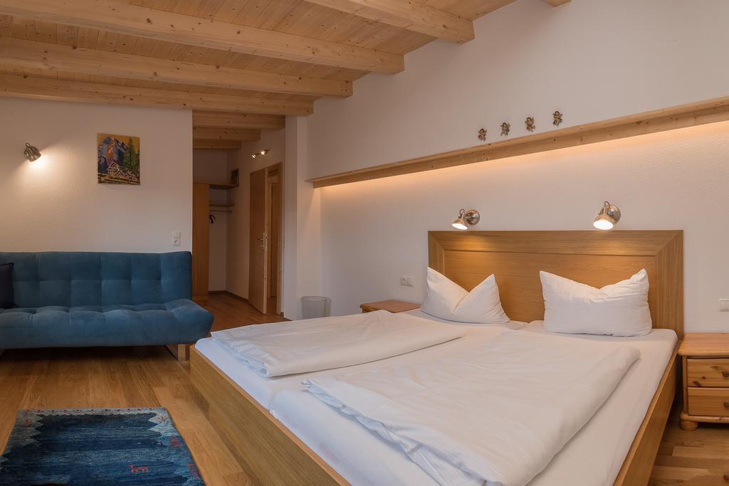 Landhaus Charlotte Am Geigenbuehel -Apartments Зеефельд в Тироле Экстерьер фото